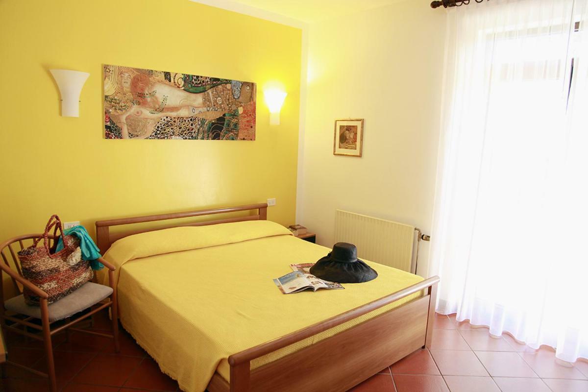 Aparthotel Elba Vip Porto Azzurro Zewnętrze zdjęcie