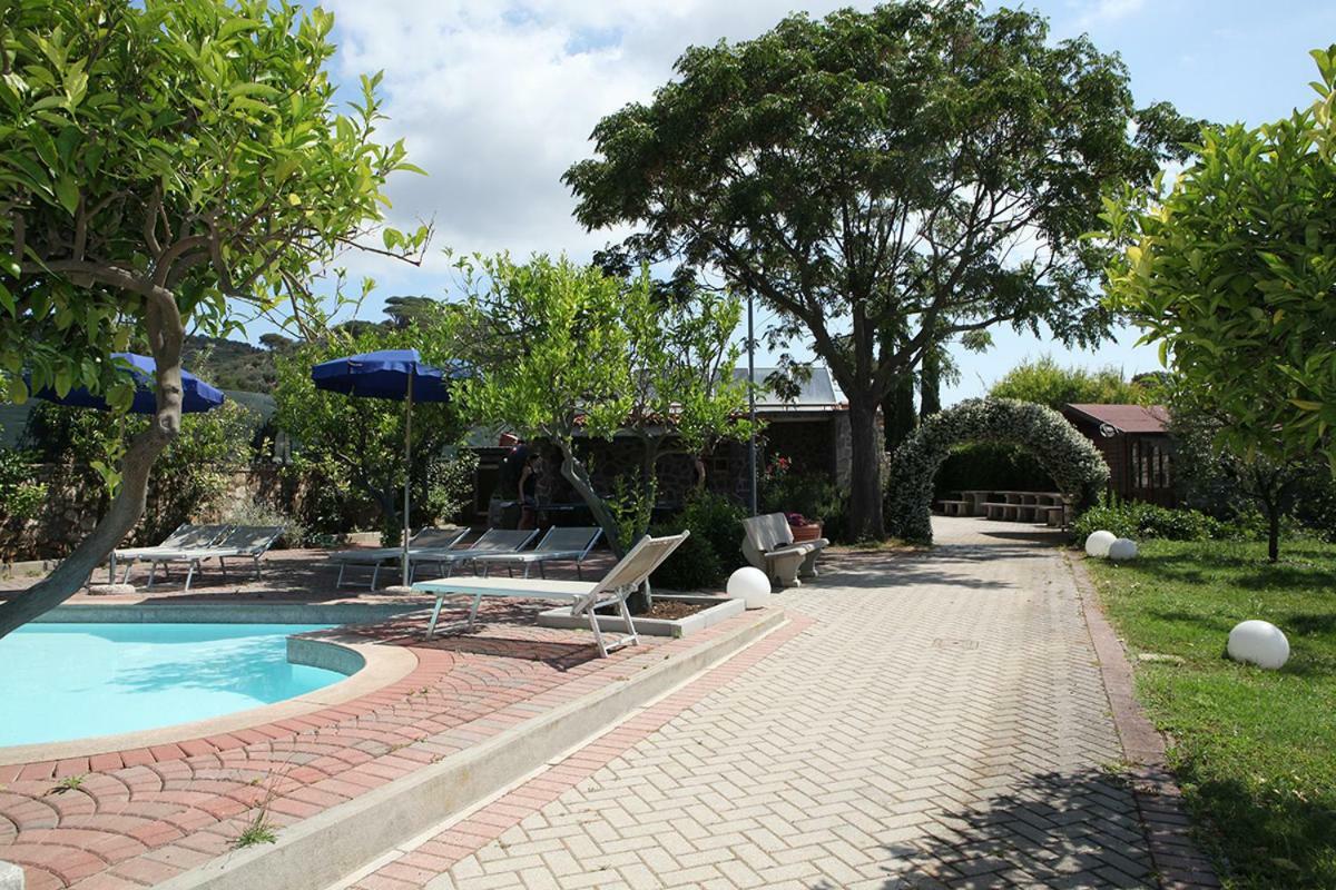 Aparthotel Elba Vip Porto Azzurro Zewnętrze zdjęcie